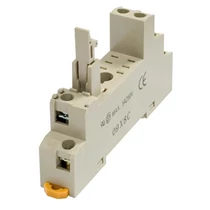 OMRON P2RF-08-E reléfoglalat