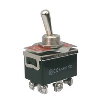 Fémkaros kapcsoló két áramkörös, két állású 10A