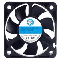 YRC Ventillátor 50x50x10 24VDC 0,1A  2 vezetékes