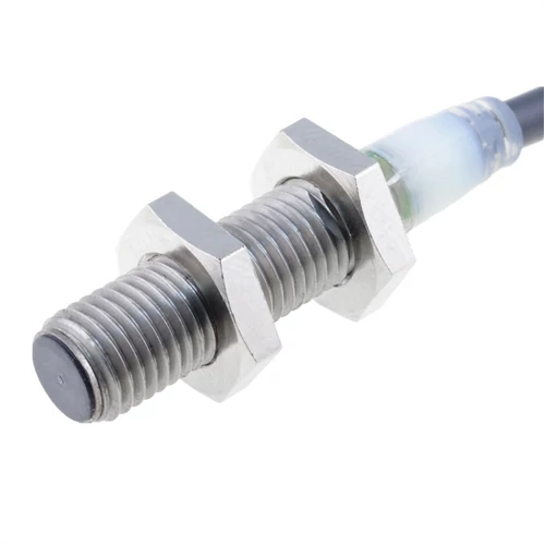 OMRON E2A-S08KS02-WP-B2-2M induktív érzékelő