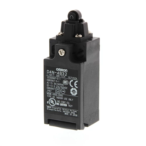 OMRON D4N-4B32 végálláskapcsoló