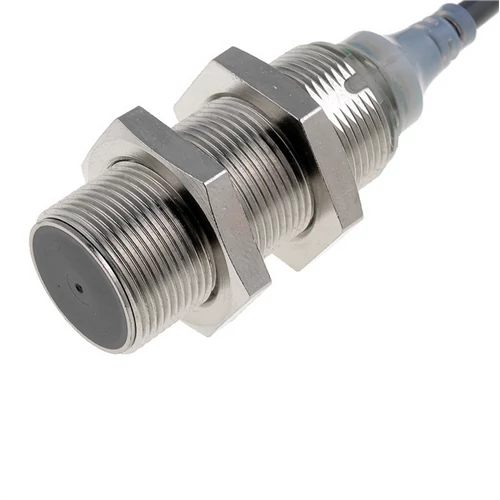 OMRON E2A-M18KS08-WP-B1-5M induktív érzékelő